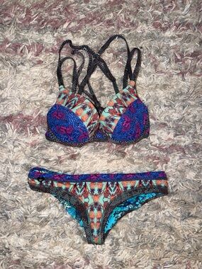 Maaiji bikini top and bottom swimsuit set S